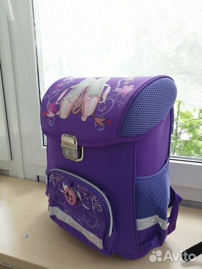 Школьный ранец рюкзак портфель