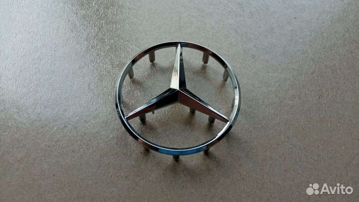 Эмблема, логотип, знак в руль Mercedes W204, 212