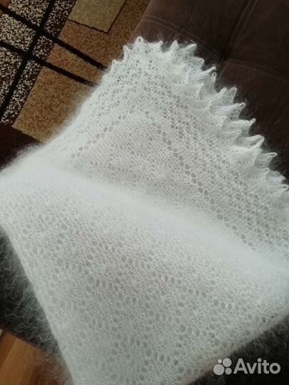 Пуховый ажурный платок (шаль)