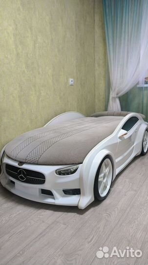 Детская кровать машина бу с матрасом