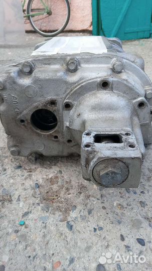 Нагнетатель (компрессор) яаз 204