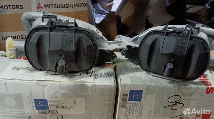 Противотуманные фары А1708200156. А1708200256