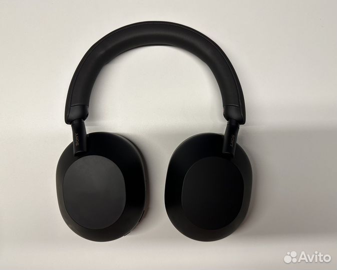Беспроводные наушники Sony WH-1000XM5