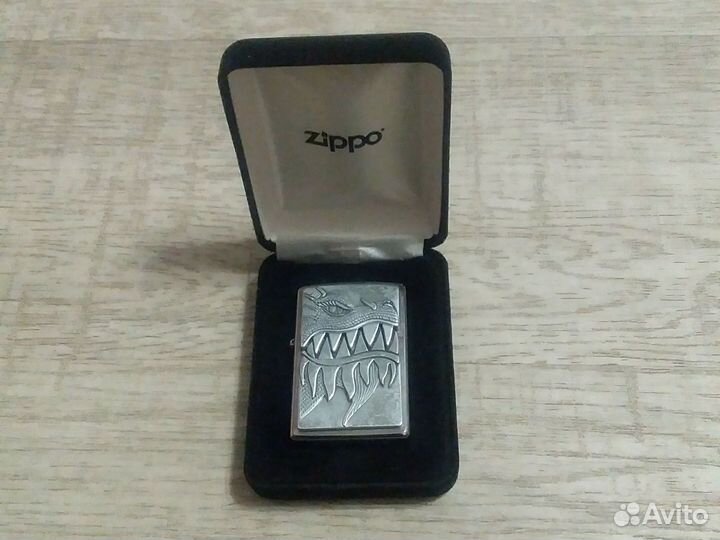 Зажигалка Zippo 28969 Fire Breathing Dragon