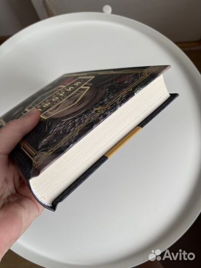 Книга «Эйфория» Лили Кинг