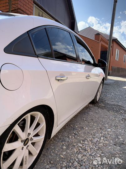 Chevrolet Cruze 1.8 МТ, 2010, 280 000 км