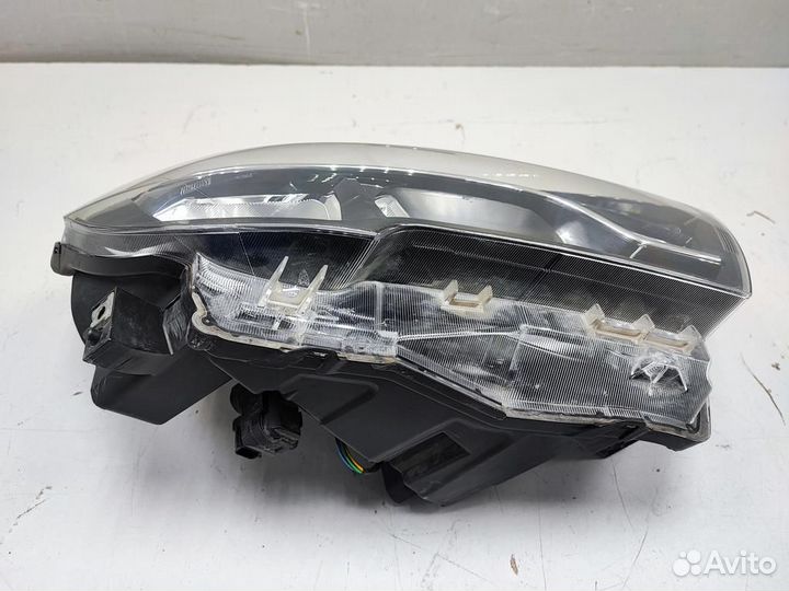 Фара правая LADA vesta