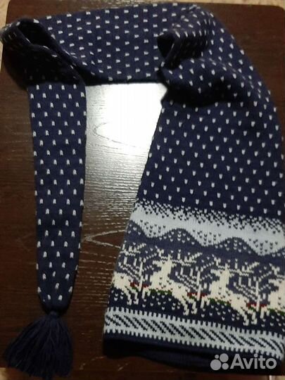 Шапка-шарф с оленями