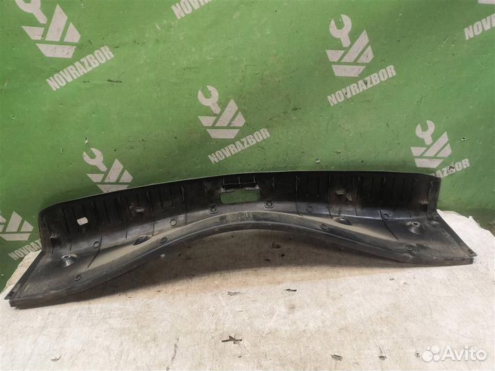 Обшивка багажника Форд Фокус 2