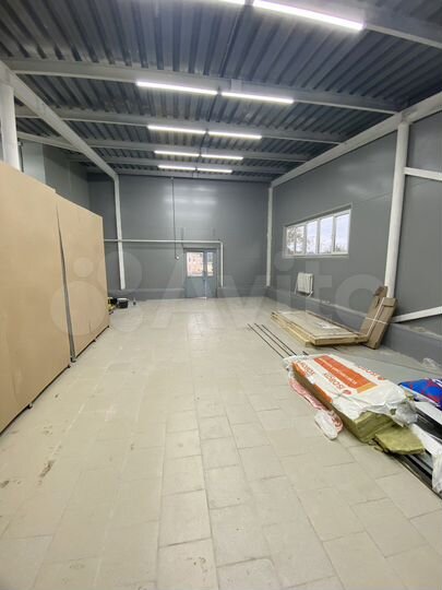 Торговая площадь, 80 м²