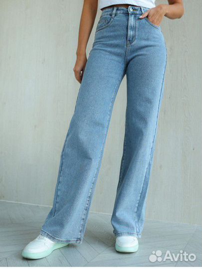 Женские джинсы