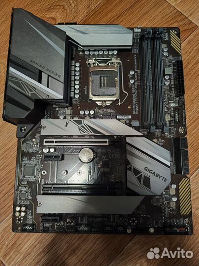 Материнская плата Gigabyte Z590 Gaming x