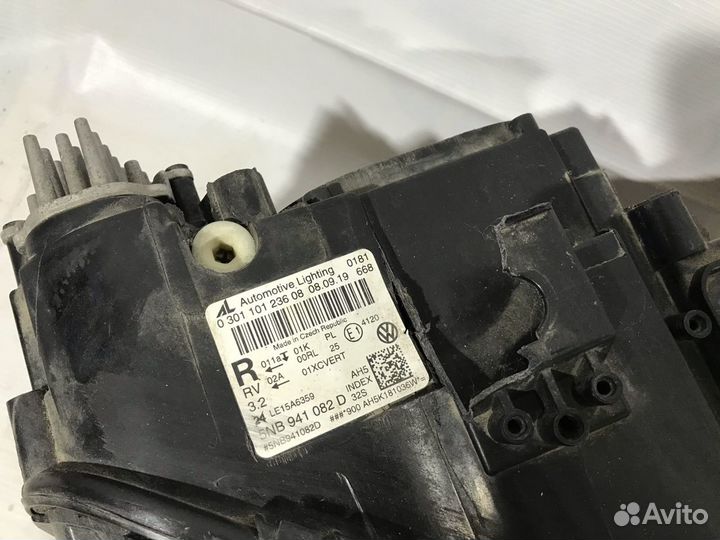 Фара правая Фольксваген Тигуан Volkswagen tiguan