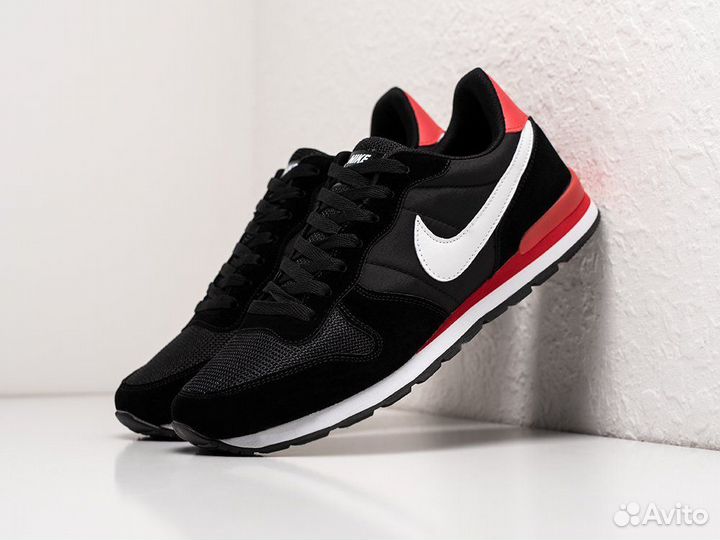 Кроссовки nike