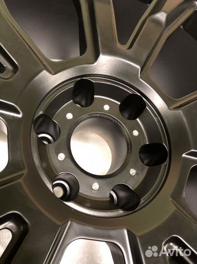 Кованые диски на dodge ram TRX 22 диаметр