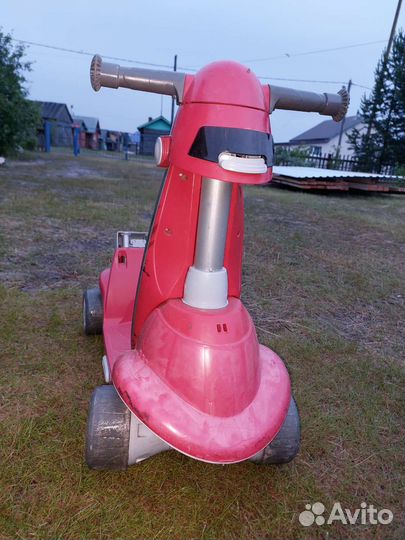 Каталка-самокат Smart Trike 2 в 1 All in One