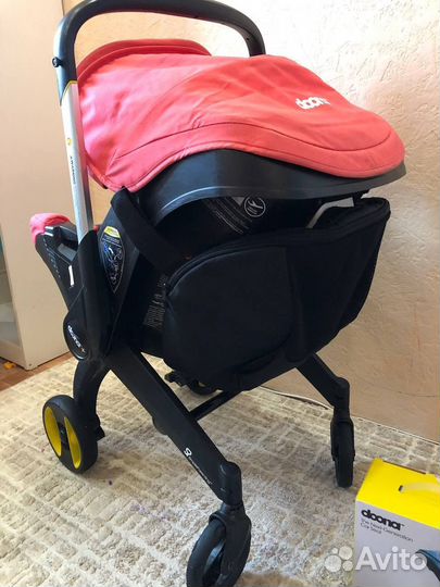 Оригинальная коляска-автокресло Doona+