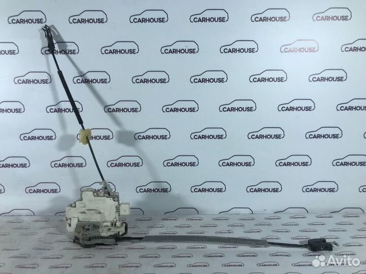 Замок двери задний правый Volkswagen Touareg NF