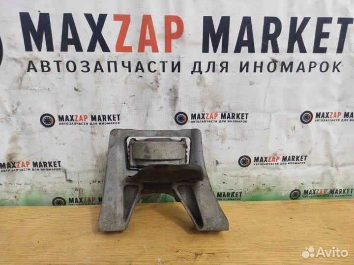 Опора двигателя правая Ford Focus 1 Zx4 2.3 2004