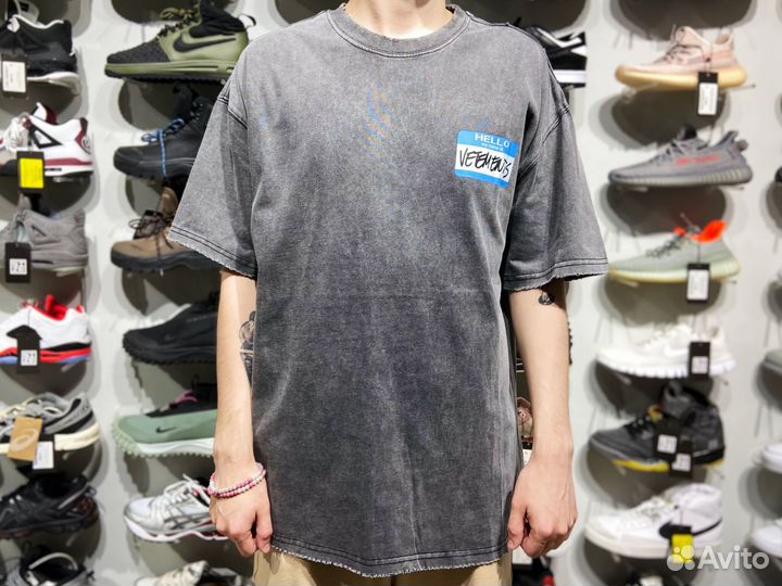 Футболка Vetements