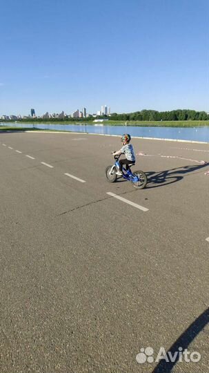 Обучение езде на велосипеде)