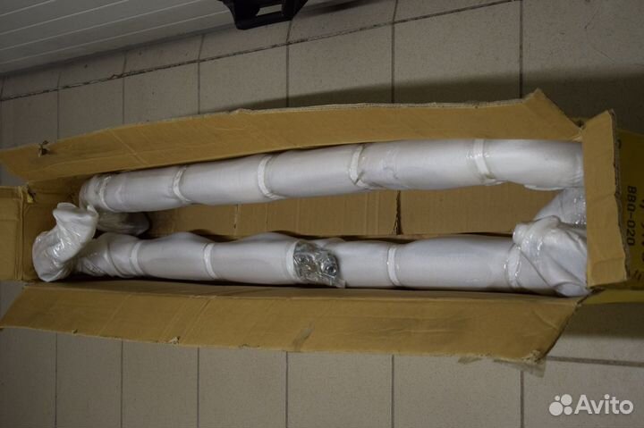 Toyota Rav-4 1994г. пороги трубы новые