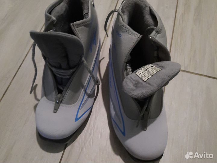 Лыжные ботинки nordway 35