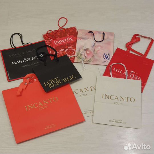 Брендовые пакеты / коробки/косметички