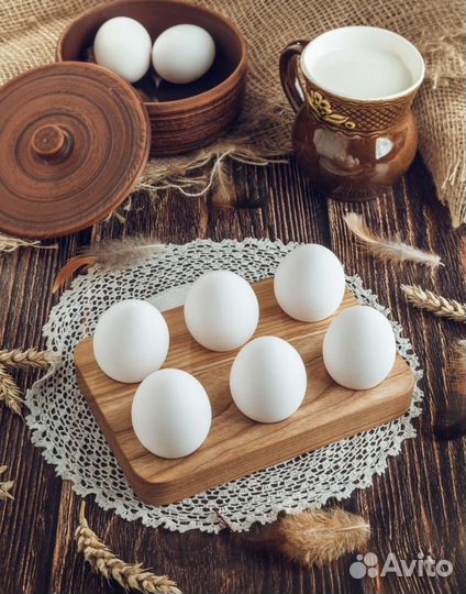 Новая деревянная подставка для яиц