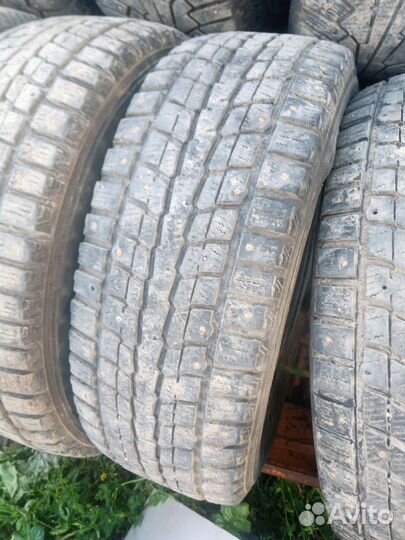 Dunlop SP Winter Ice 01 235/65 R17