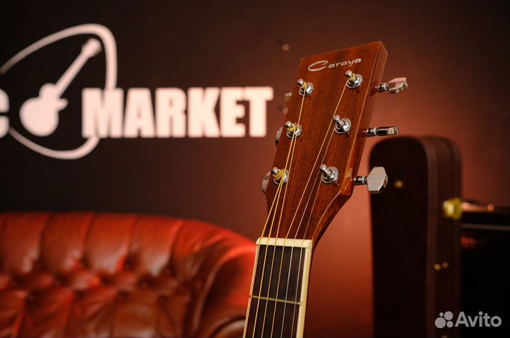 Акустическая гитара