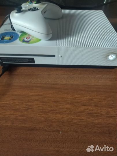 Xbox One s