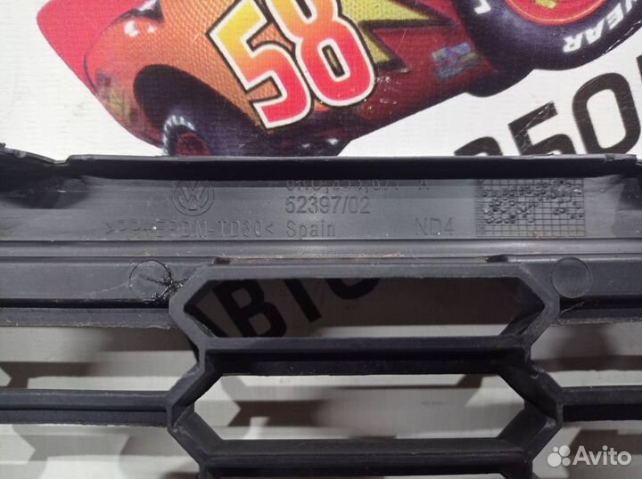 Решетка в бампер нижняя Volkswagen Polo 5 2011