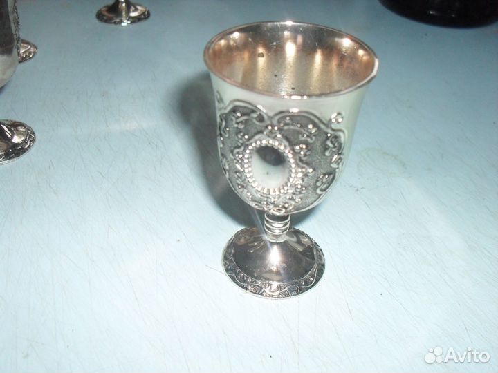 Коньячные рюмки