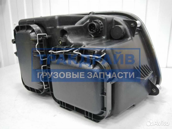 Фара Актрос Actros