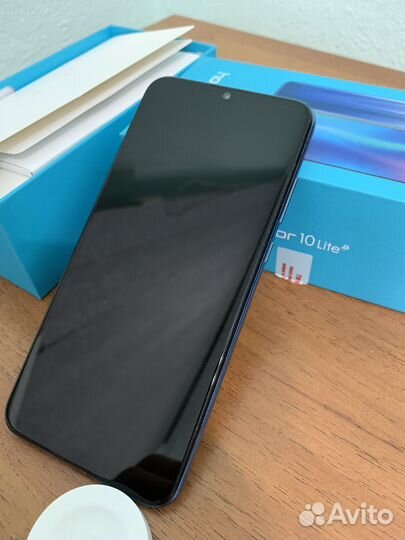 HONOR 10 Lite, 3/64 ГБ
