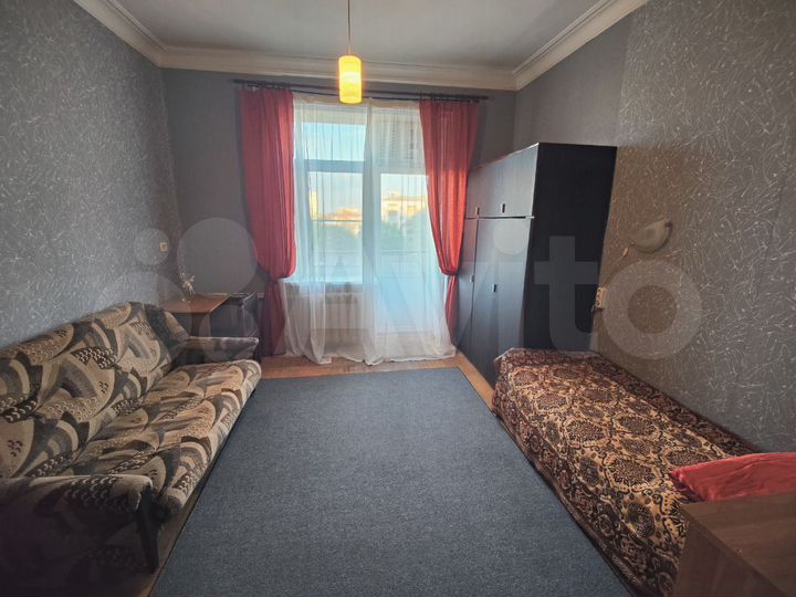 2-к. квартира, 58 м², 4/5 эт.