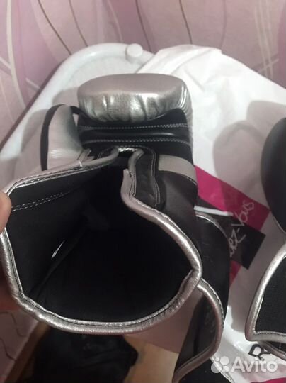 Боксерские перчатки 12 oz Clinch