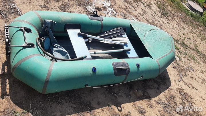 Резиновая лодка
