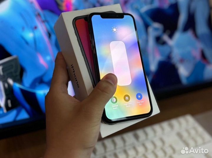 iPhone X, 64 ГБ