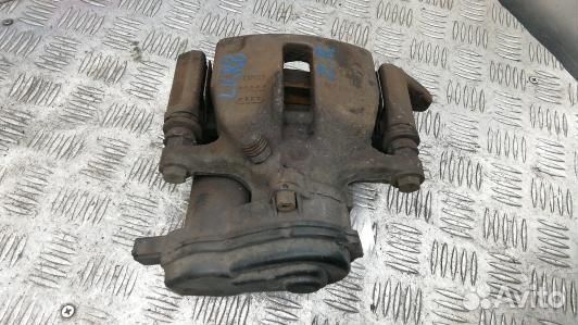 Суппорт тормозной задний правый audi Q5 (LKR08OP01