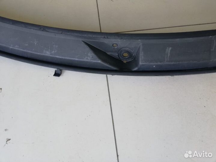 Водосток лобового стекла Range Rover