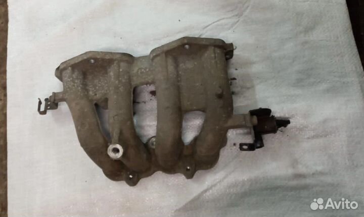 Впускной коллектор Kia Picanto 1 1.0