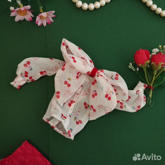 Одежда на Поппи Паркер