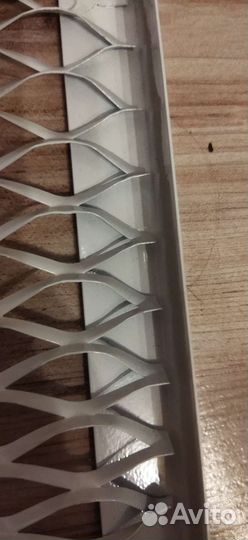 Экран для чугунной батареи металлический