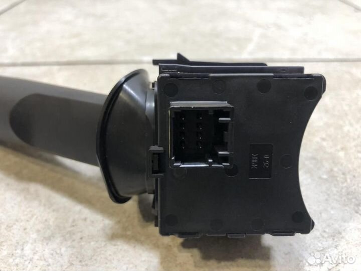 Переключатель стеклоочистителей Chevrolet Cruze J3