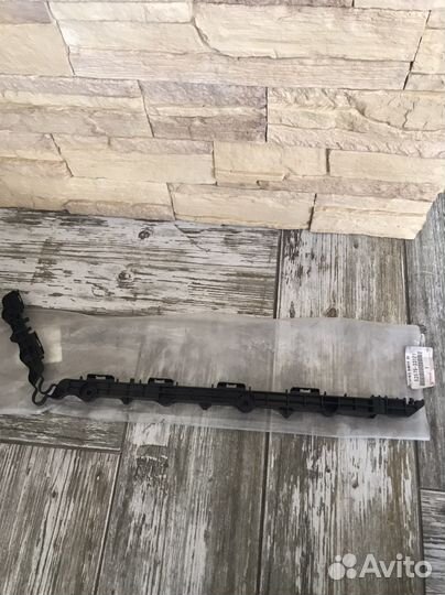 Кронштейн крепления бампера camry v55