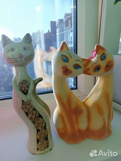 Статуэтка кошка