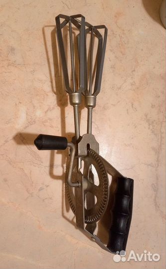 Миксер ручной механический