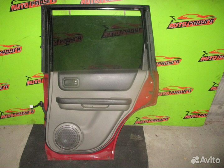 Дверь nissan NT30,PNT30,T30 X-trail